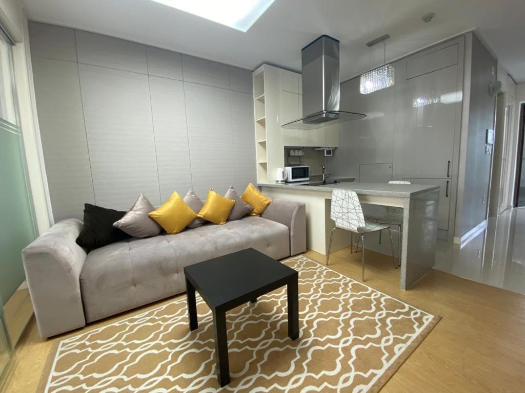 Highvill Luxury Apartments Asztana Kültér fotó