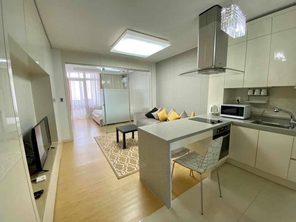 Highvill Luxury Apartments Asztana Kültér fotó